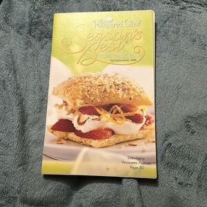 The Pampered Chef Seasons Best recipe collection spring/summer 2006